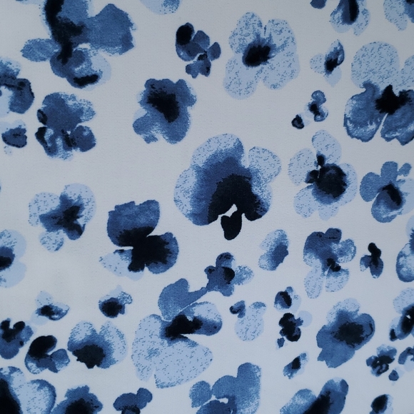 3/$30 Alfred Sung Sleeveless Top - Picture 3 of 6